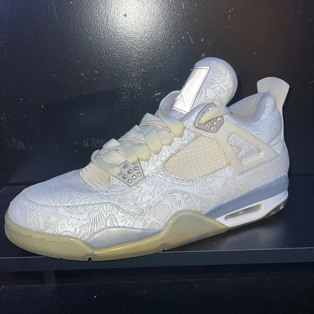 Air Jordan 4 Laser